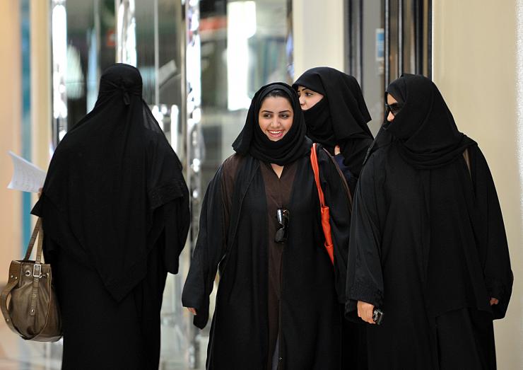 Ususret izborima u Saudijskoj Arabiji: Po prvi put žene kao kandidatkinje i biračice
