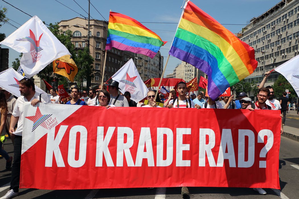 Privedeni aktivisti na Prvomajskom protestu u Beogradu
