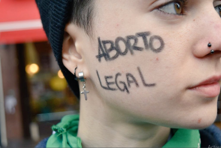Tri žene u El Salvadoru optužene za ‘zločin’ pobačaja puštene iz zatvora