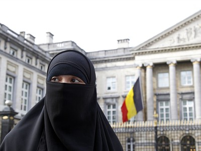 U Belgiji izglasan zakon kojim se zabranjuje prekrivanje lica