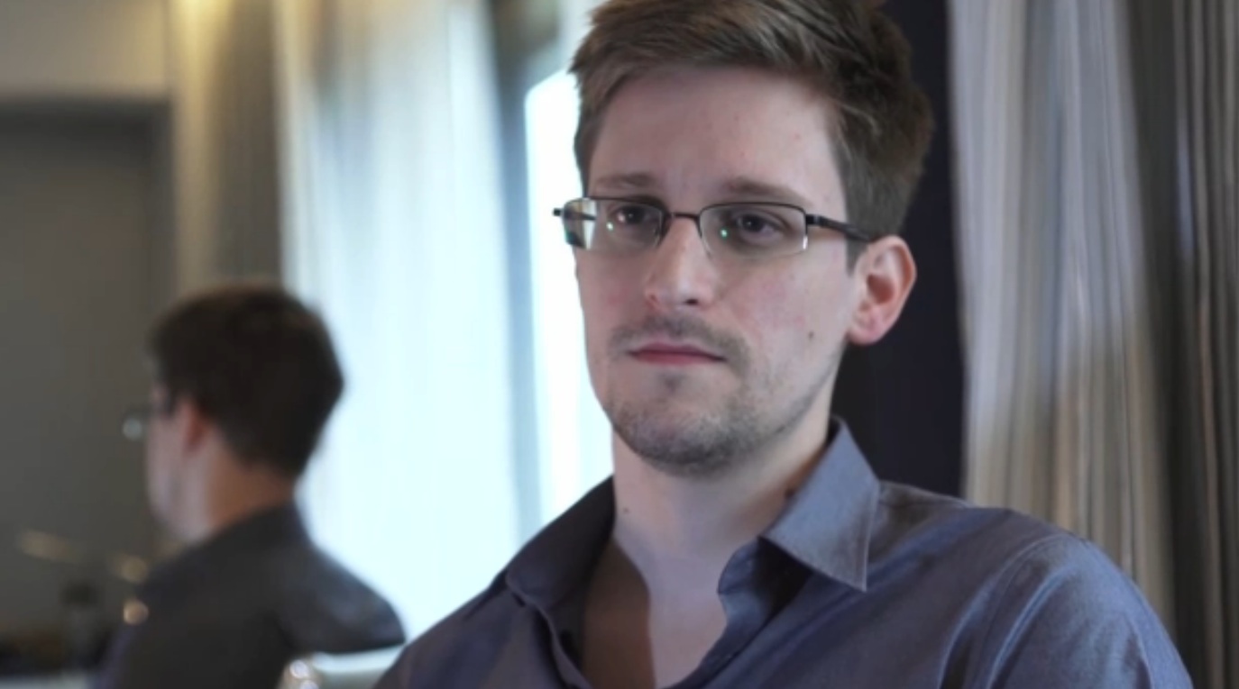 Europski parlament poziva na prestanak progona Edwarda Snowdena