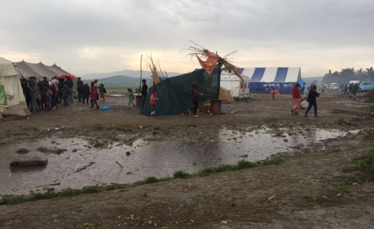 Grčka namjerava isprazniti kamp u Idomeniju, poslana su policijska pojačanja