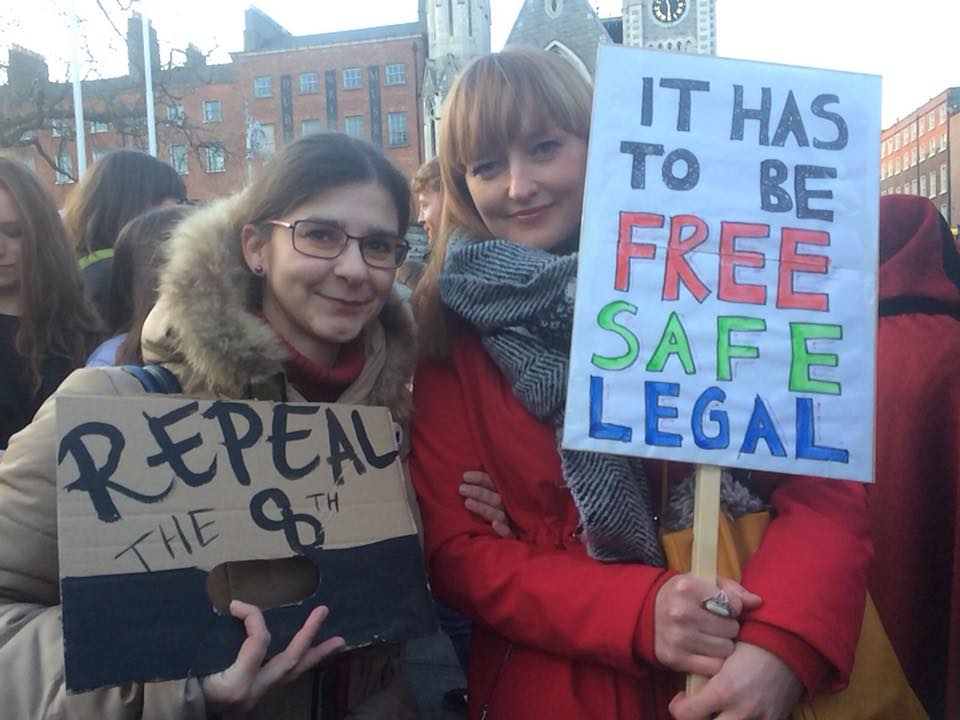 Irska: zabrana oglašavanja uoči povijesnog referenduma o pobačaju