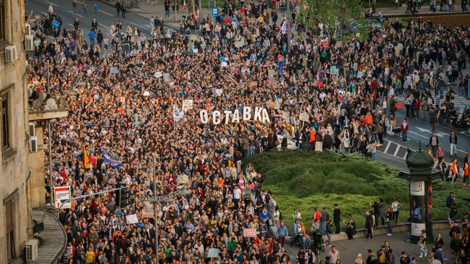 15,000 prosvjednika/ca na ulicama Beograda zahtijevalo pravo na svoj grad