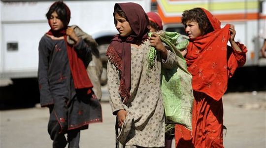 Talibani eksplozivom sravnili žensku školu u Pakistanu