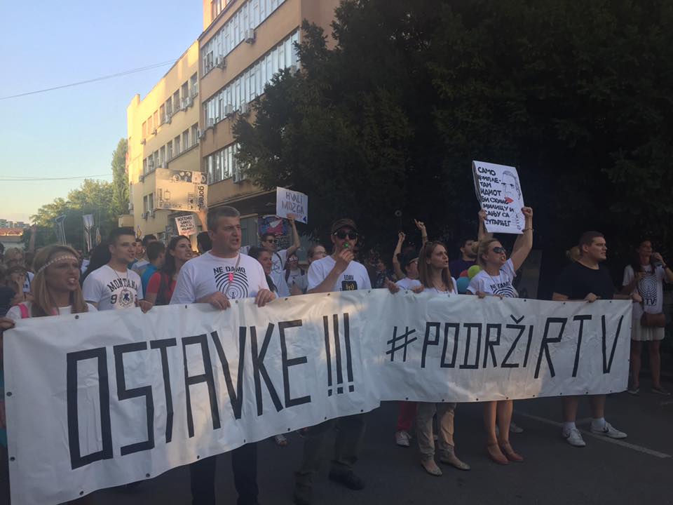 Održan četvrti prosvjed protiv političkih smjena na RTV-u