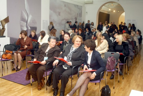 Zapadni Balkan: Težak položaj žena na tržištu rada
