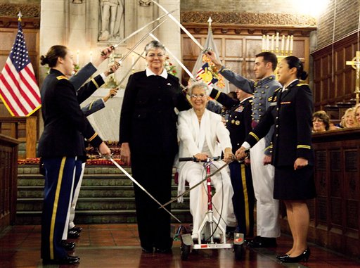 Lezbijsko vjenčanje u West Pointu
