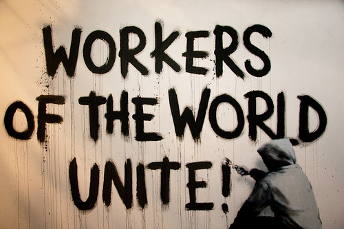 Prekarni radnici i radnice svih zemalja, ujedinite se!