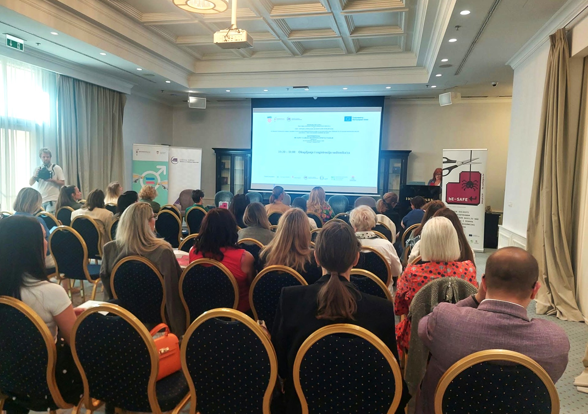 Slika s konferencije u Splitu